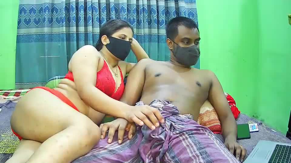 Younger_Couples