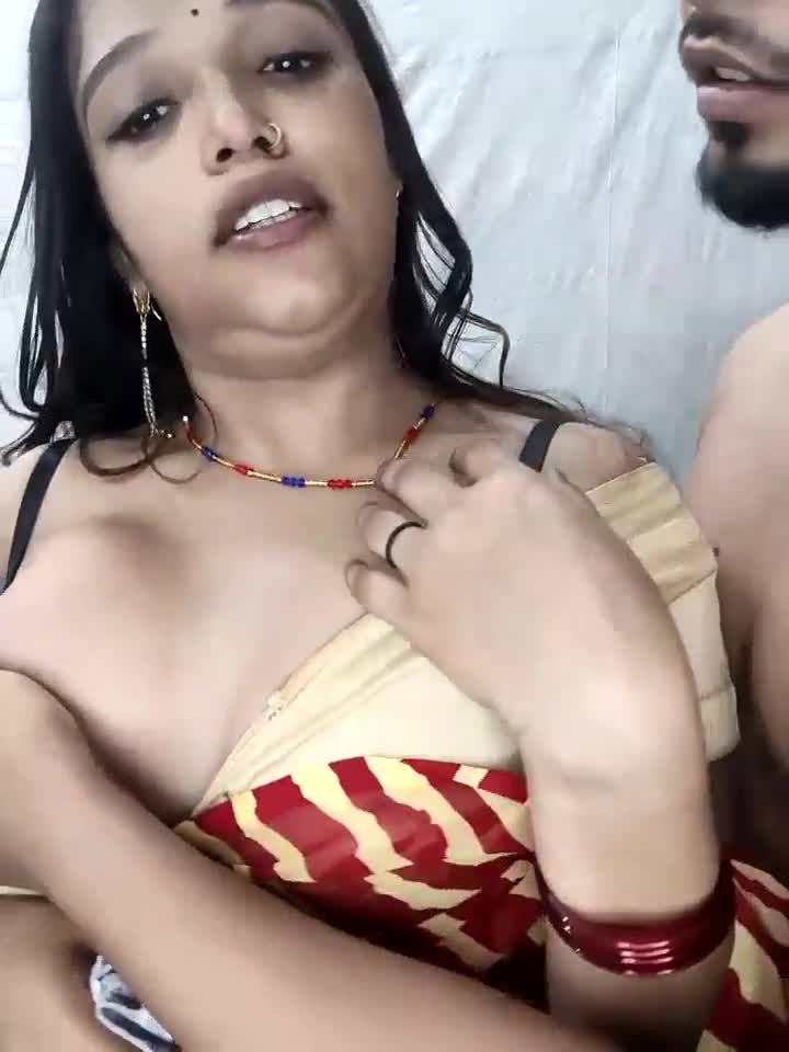KISSING_QUEEN